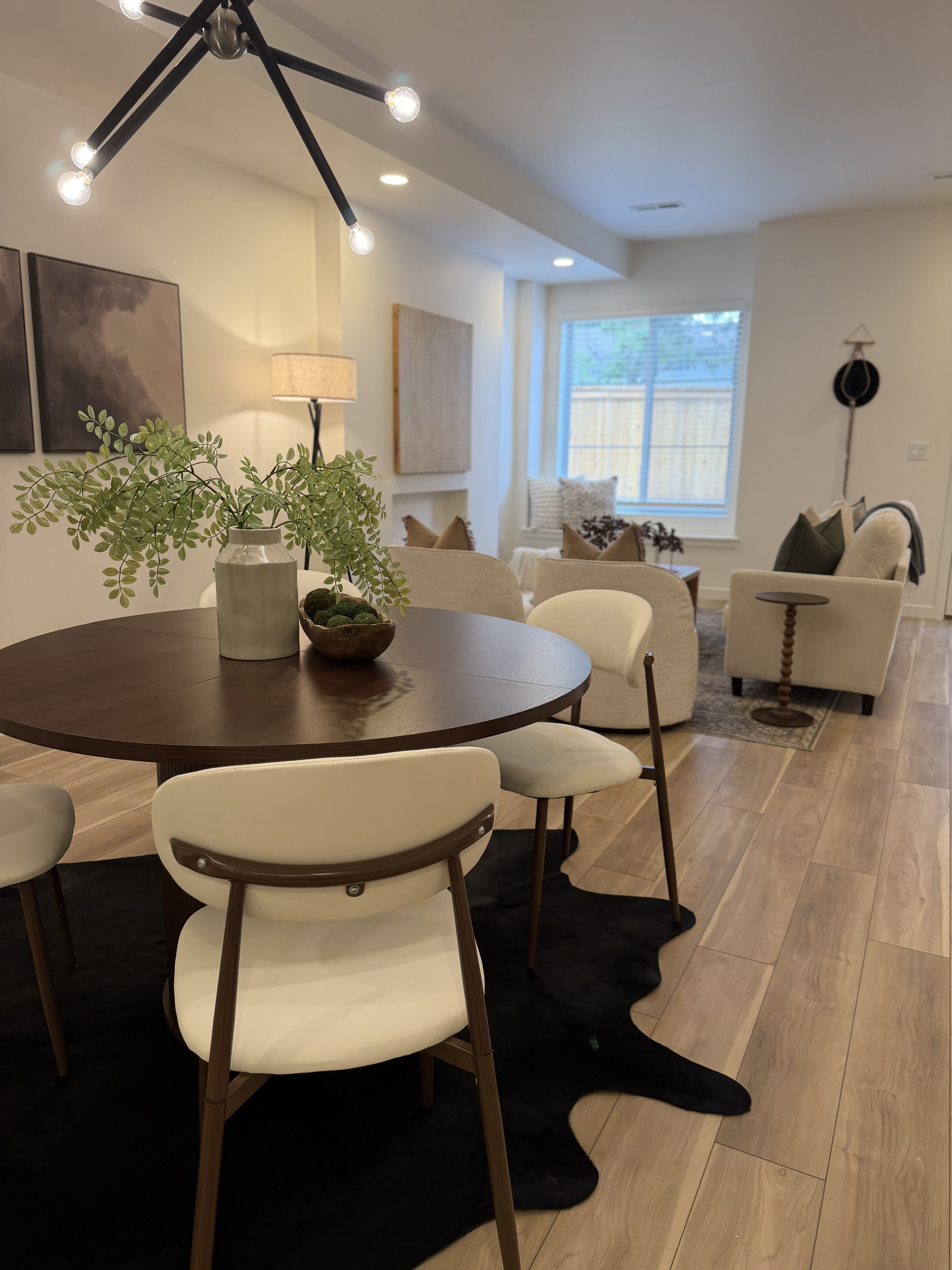 Upham Row 11 dining area and living room