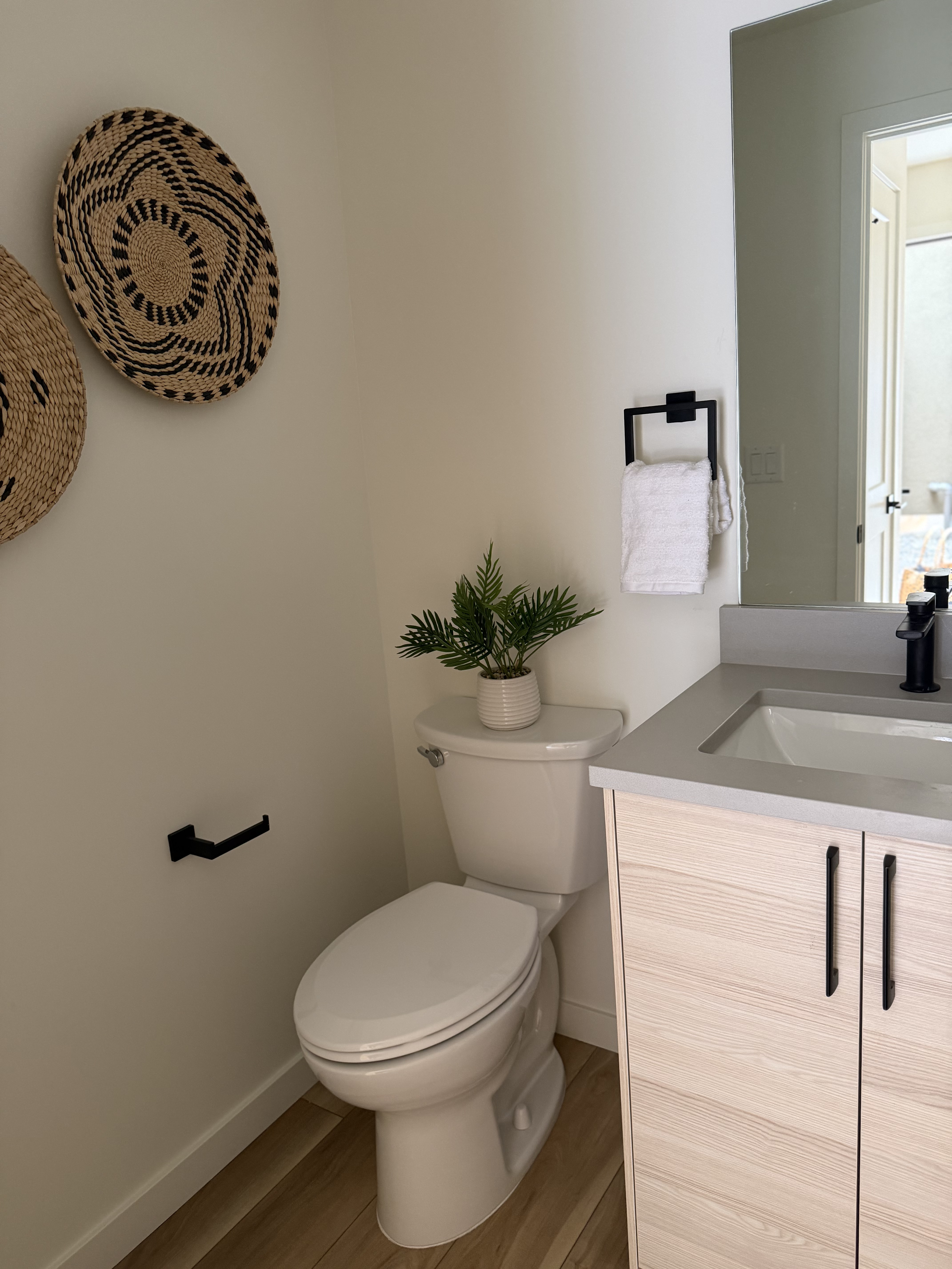Upham Row 11 powder room